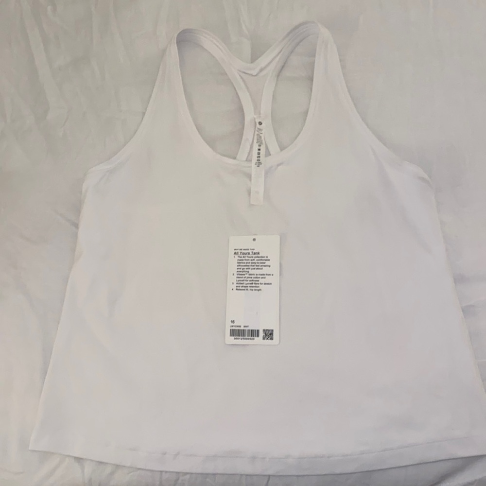 Lululemon tank